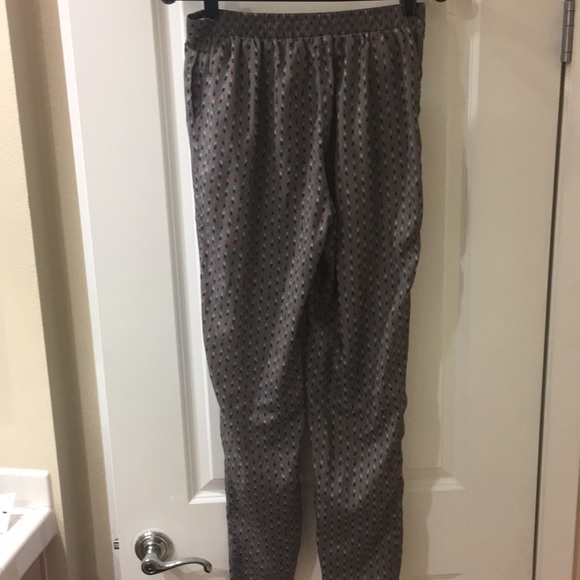 BCBG GENERATION CASUAL ELASTIC WAIST DRESS PANTS - Picture 5 of 7